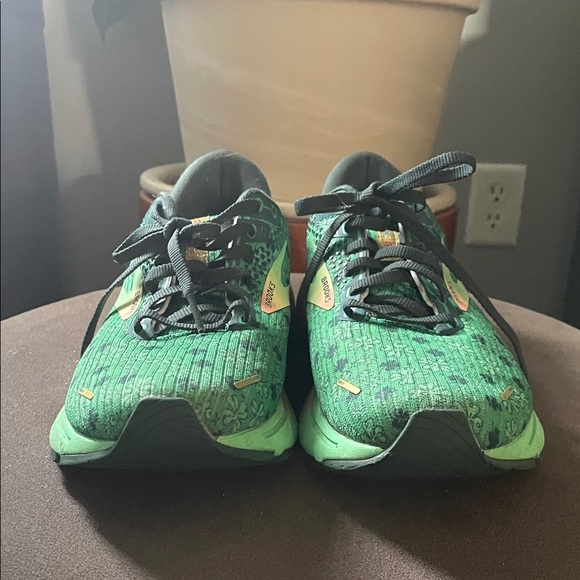 Men's Brooks Ghost 14 - St. Patrick's Day Limited Edition Size 10 Running - Picture 4 of 8